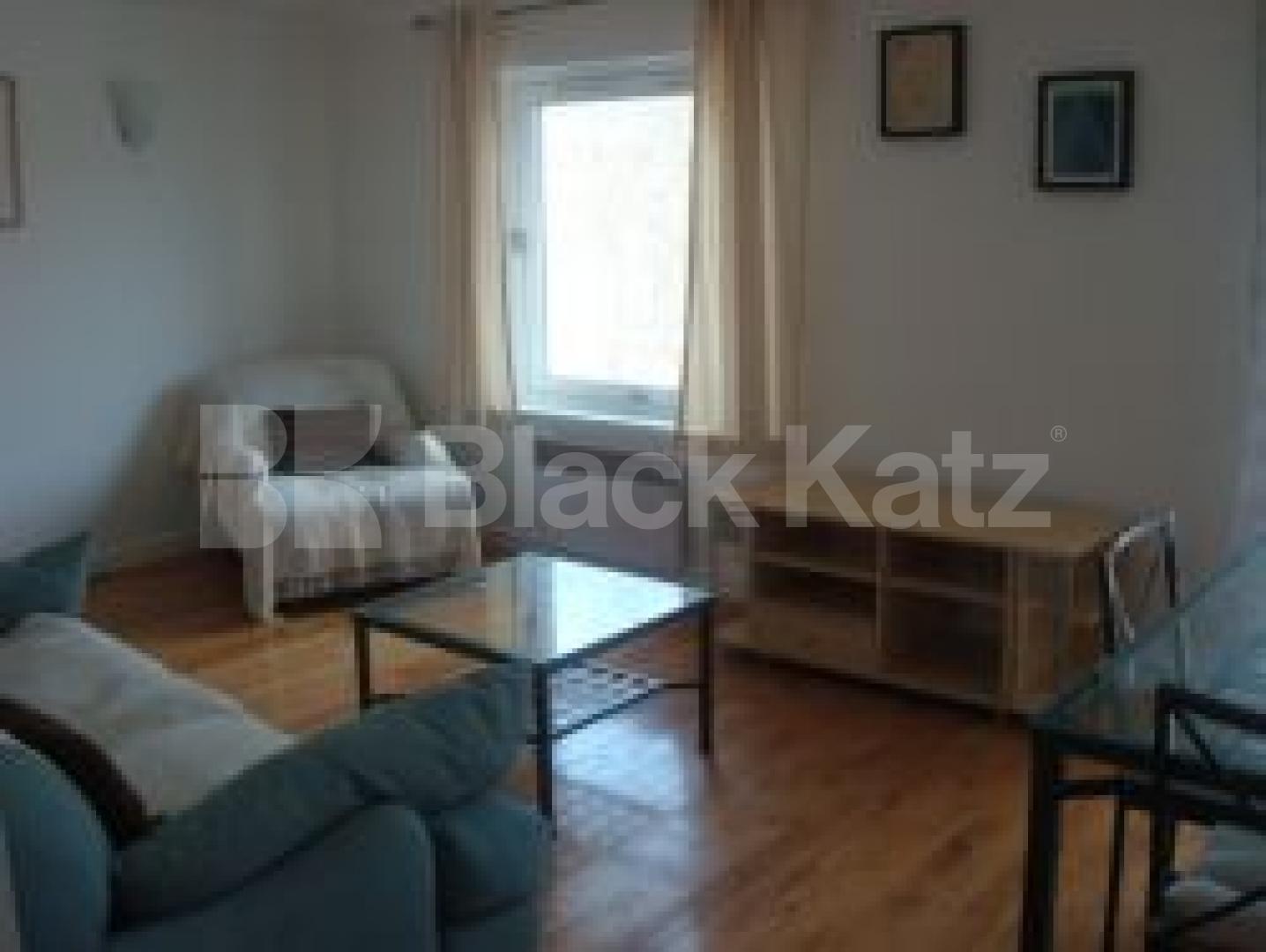 			AMAZING FLAT , GREAT LOCATION!!!!!, 1 Bedroom, 1 bath, 1 reception Flat			 City road / Angel, Angel
